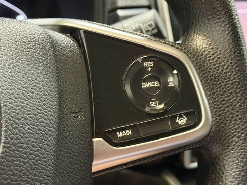 Used 2020 Honda CR-V LX image 7