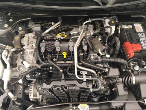 Used 2024 Nissan Altima 2.5 S FWD image 30