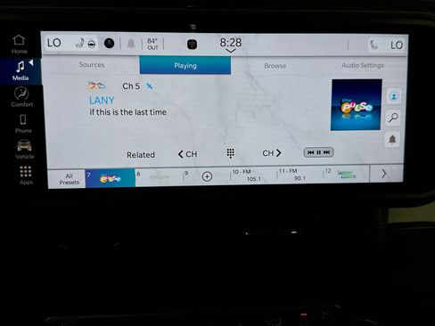 Used 2025 Jeep Wrangler Sahara image 17