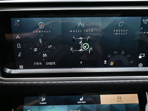 Used 2023 Land Rover Range Rover Velar R-Dynamic S AWD/4WD image 17