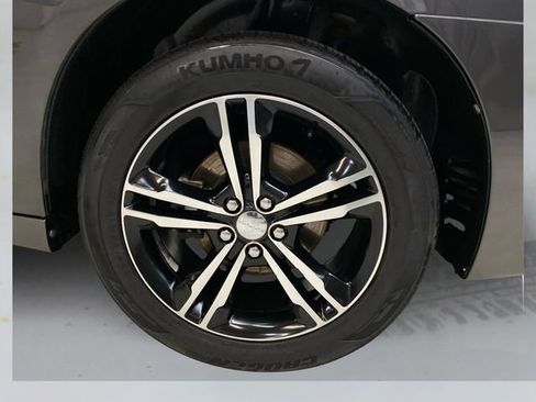 Used 2013 Dodge Charger R/T image 17