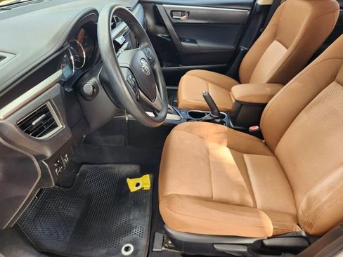 Used 2015 Toyota Corolla LE FWD image 13