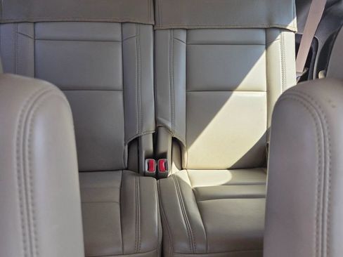 Used 2014 Dodge Durango Limited RWD image 6