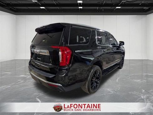 Used 2023 GMC Yukon SLT w/ SLT Premium Package AWD/4WD image 5