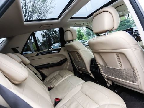 Used 2018 Mercedes-Benz GLE 43 AMG 4MATIC image 37