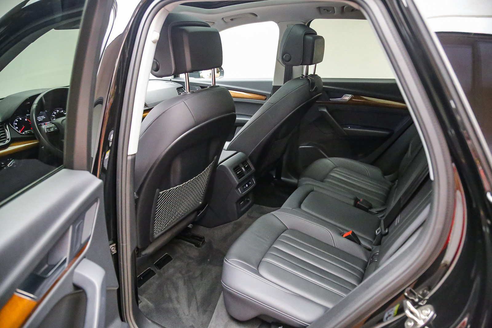 Certified 2023 Audi Q5 2.0T Premium w/ Convenience Package AWD/4WD image 20