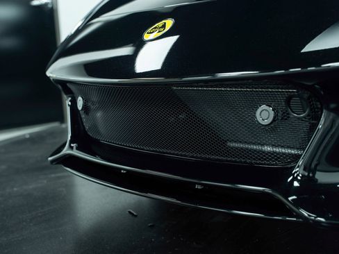 New 2025 Lotus Emira image 10