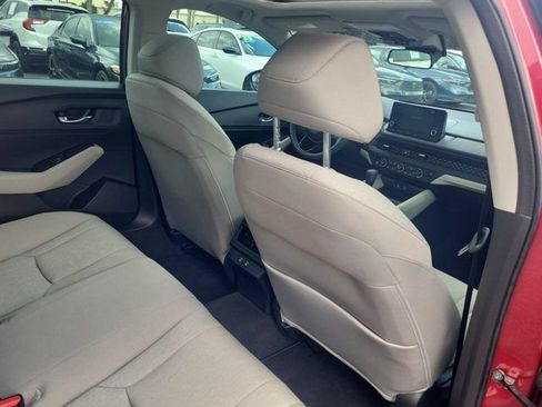 Used 2025 Honda Accord SE image 14