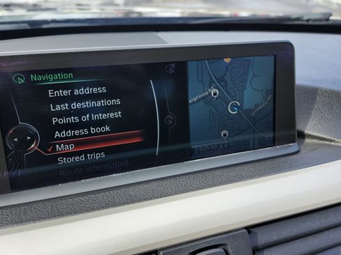 Used 2015 BMW 320i Sedan image 5