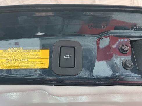 Used 2013 Toyota Venza XLE w/ Tow Prep Pkg image 14