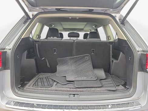 Used 2023 Volkswagen Atlas SE w/ Panoramic Sunroof Package FWD image 30