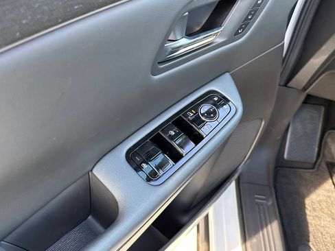New 2026 Nissan Leaf Platinum+ w/ Cargo Package (Platinum+) FWD image 20