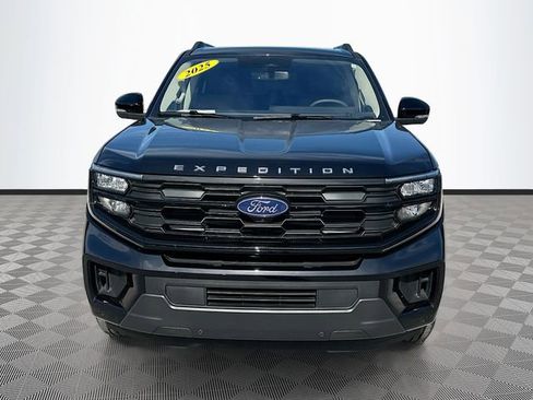 Used 2025 Ford Expedition Max Active image 2