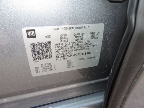 Certified 2024 Buick Enclave Avenir w/ Avenir Technology Package image 19