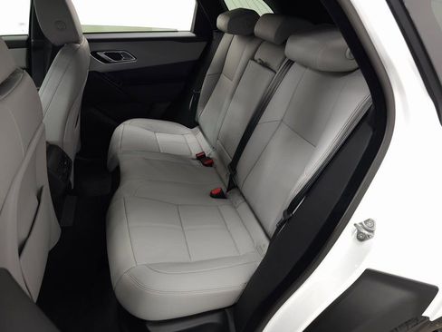 Used 2026 Land Rover Range Rover Velar Dynamic SE image 32