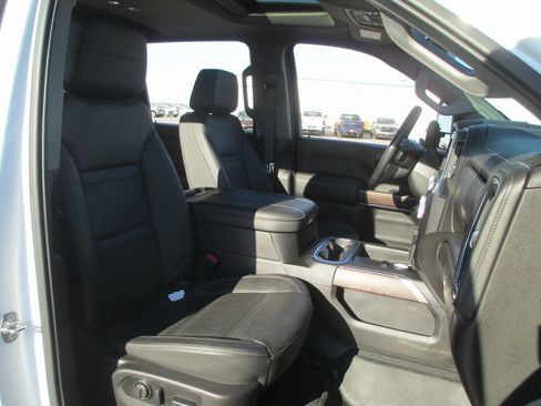 Certified 2023 GMC Sierra 2500 Denali w/ Denali Ultimate Package image 20