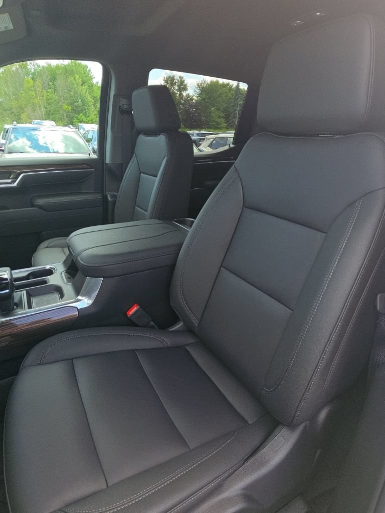 New 2026 Chevrolet Silverado 1500 RST w/ Safety Package AWD/4WD image 16