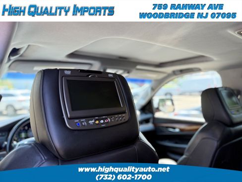 Used 2018 Cadillac Escalade Luxury AWD/4WD image 48