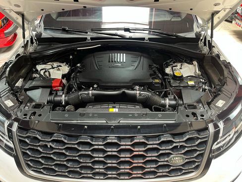 Used 2018 Land Rover Range Rover Velar R-Dynamic SE AWD/4WD image 27