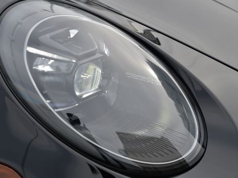 Certified 2024 Porsche 911 Carrera image 11