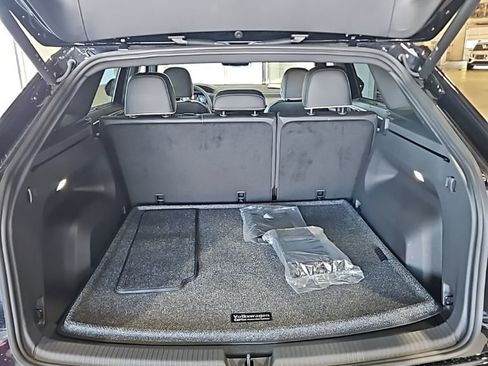 New 2026 Volkswagen Atlas Cross Sport SEL Premium R-Line AWD/4WD image 19