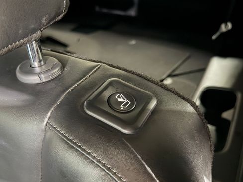 Used 2021 Kia Telluride LX FWD image 36
