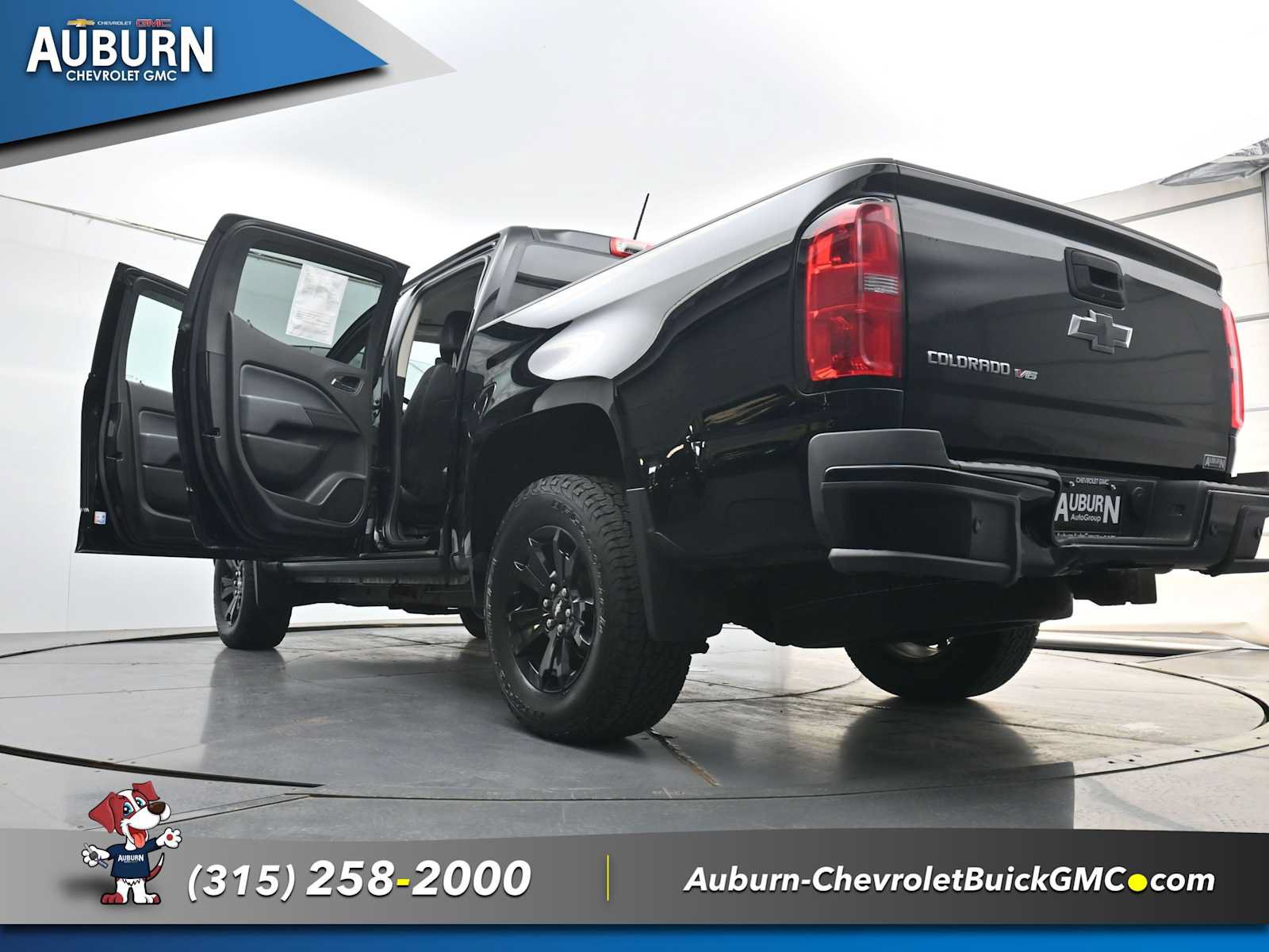 Used 2019 Chevrolet Colorado Z71 w/ Z71 Midnight Edition AWD/4WD image 38