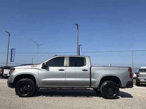 Used 2024 Chevrolet Silverado 1500 Custom Trail Boss AWD/4WD image 12