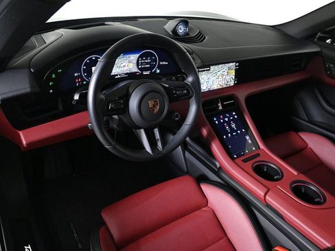 Certified 2025 Porsche Taycan 4S image 4