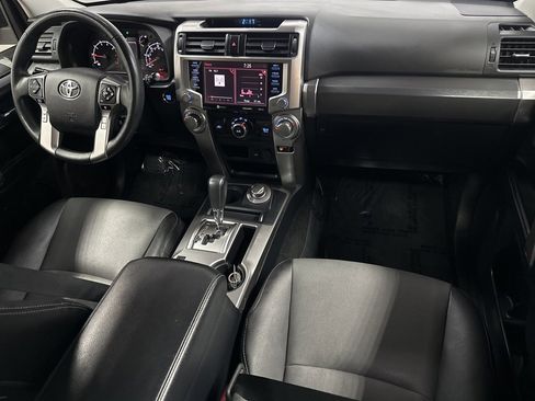 Used 2022 Toyota 4Runner SR5 Premium image 11