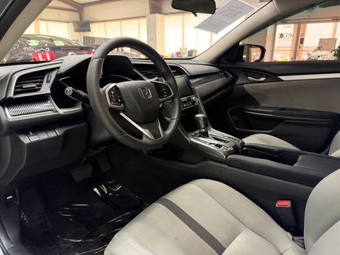 Used 2016 Honda Civic EX-T image 19