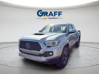 Used 2018 Toyota Tacoma TRD Sport AWD/4WD video 1