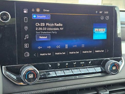 Used 2023 Chevrolet Colorado LT w/ LT Convenience Package II image 22