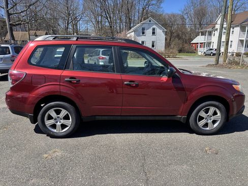 Used 2012 Subaru Forester 2.5X image 6