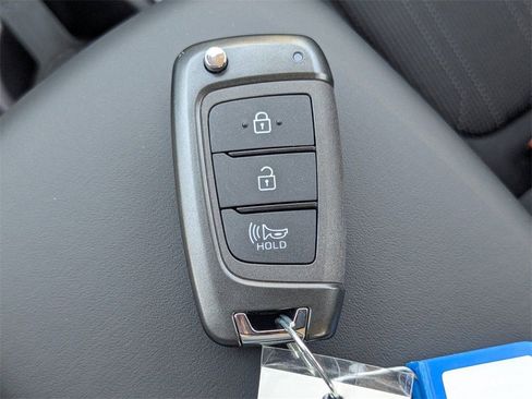 New 2026 Hyundai Venue SE image 31