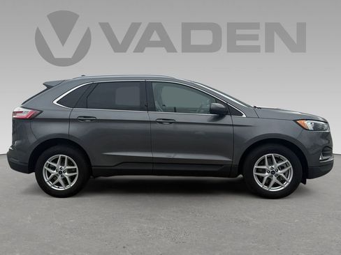 Used 2022 Ford Edge SEL w/ Convenience Package image 5