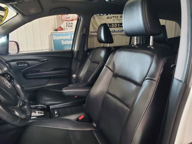 Used 2019 Honda Pilot Touring image 17