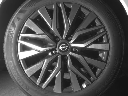 Used 2026 Nissan Altima 2.5 SV FWD image 18