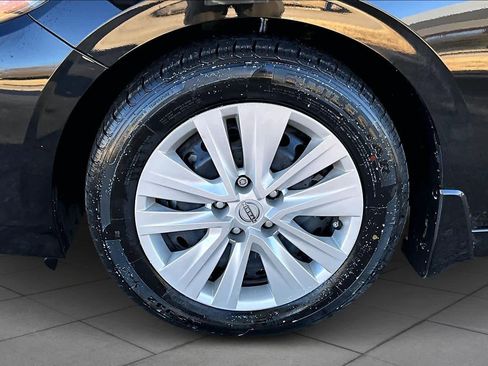 Used 2024 Nissan Sentra S image 9