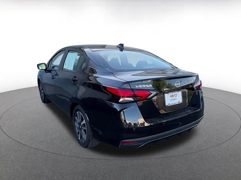 Used 2025 Nissan Versa SV FWD image 11
