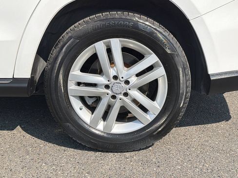 Used 2016 Mercedes-Benz GL 450 4MATIC image 3