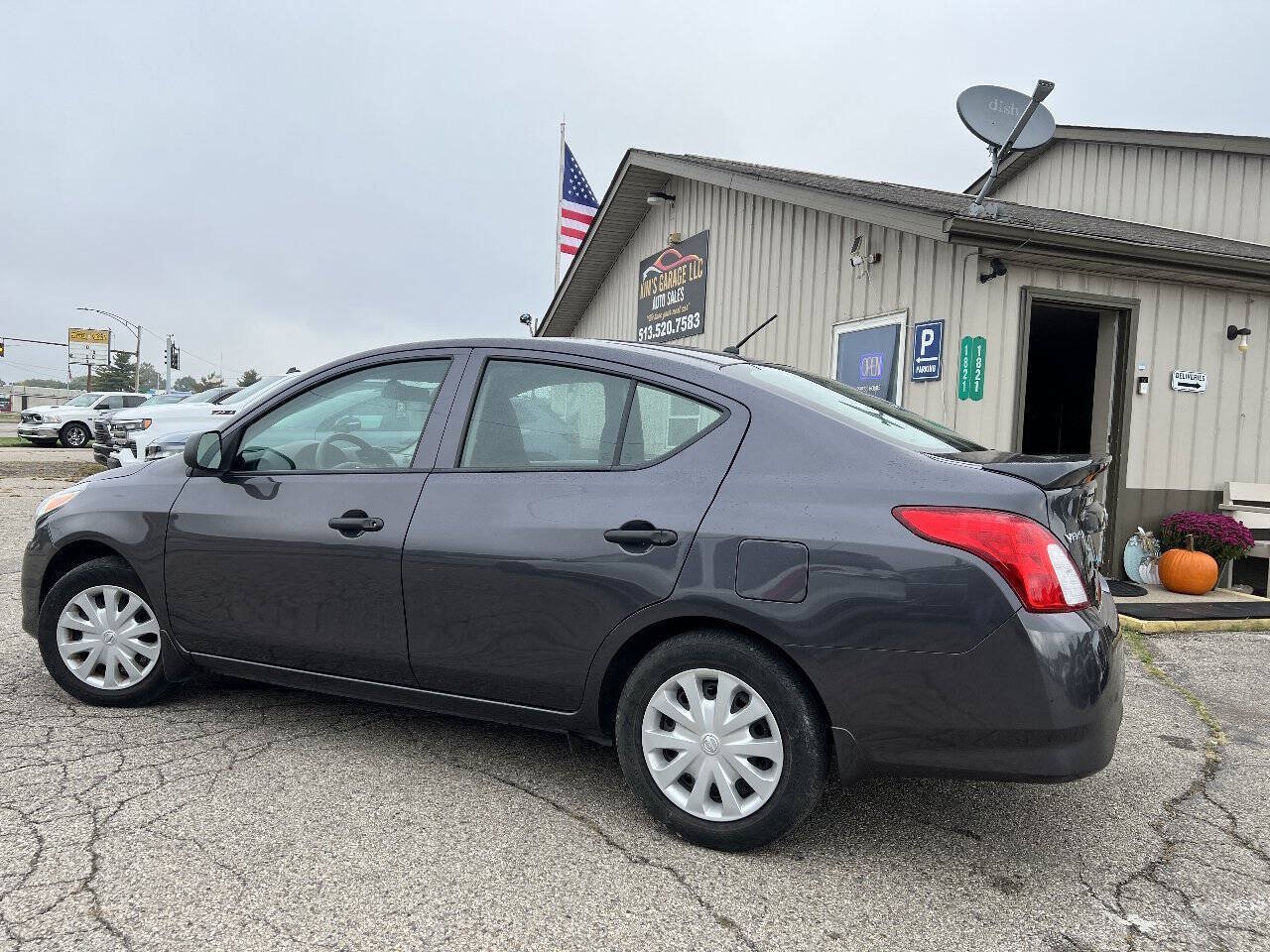 Used 2015 Nissan Versa S Plus FWD image 12