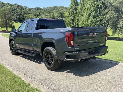 Used 2021 GMC Sierra 1500 Elevation w/ X31 Off-Road Package AWD/4WD image 11