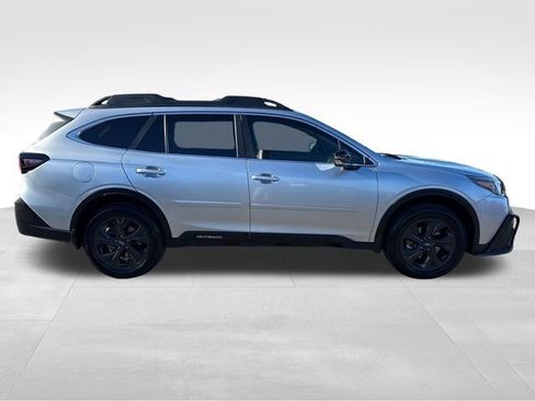 Used 2022 Subaru Outback Onyx Edition XT image 10