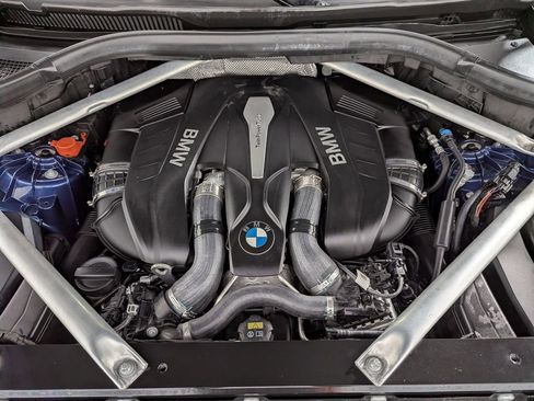 Used 2019 BMW X5 xDrive50i w/ M Sport Package image 47