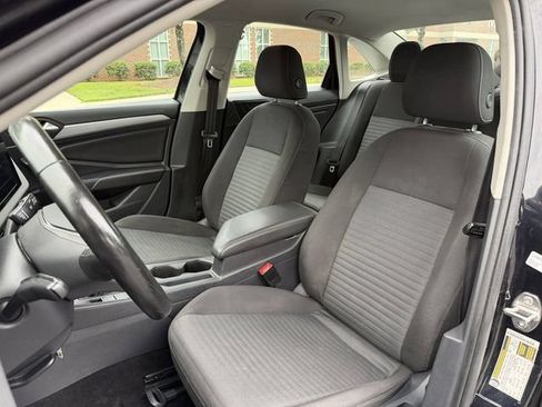 Used 2025 Volkswagen Jetta S FWD image 12