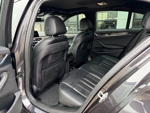 Used 2019 BMW 540i w/ Premium Package image 21