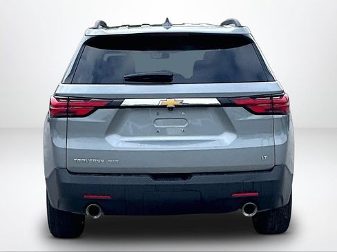 Used 2023 Chevrolet Traverse LT AWD/4WD image 5