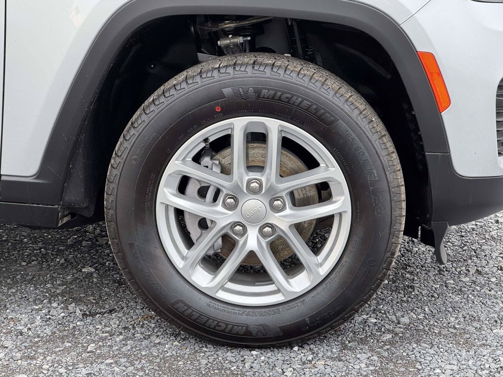 New 2026 Jeep Grand Cherokee Laredo X AWD/4WD image 26