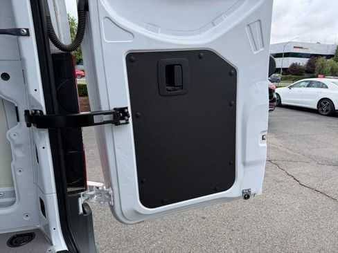 New 2025 Mercedes-Benz Sprinter 2500 image 18